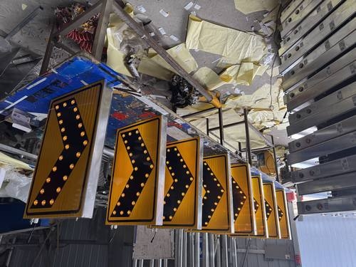 抚州抚州太阳能交通标牌的核心部件是电池,电池多久